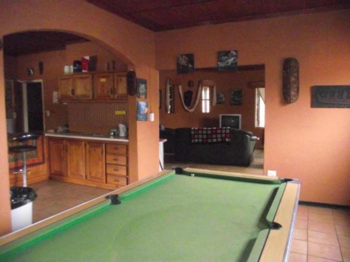 Sabie Gypsy'S Backpackers Hostel Bagian luar foto